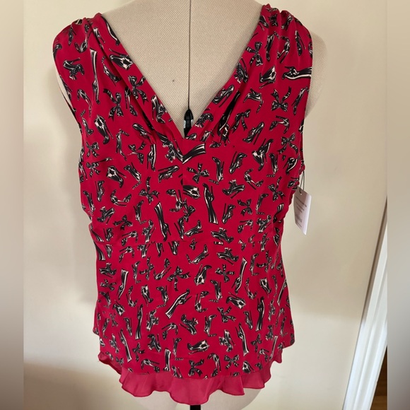 NWOT Size 46 2- piece Moschino Silk blouse! - Picture 1 of 4